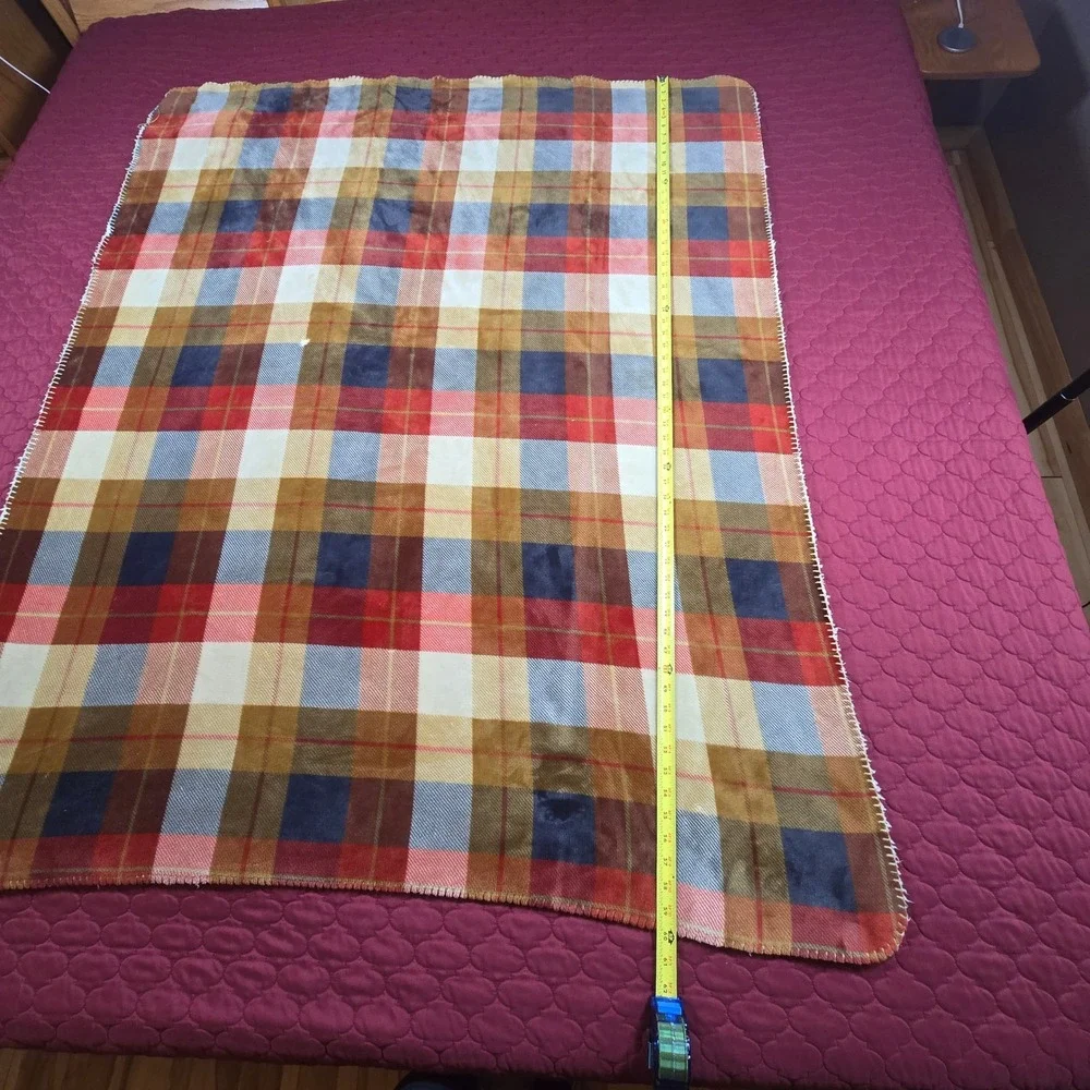 Minky Fleece type material blanket throw‎ 60x50 Checkered brown red black white